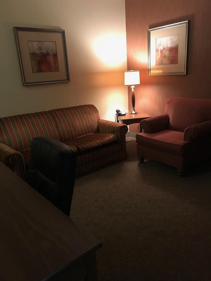 Winchester Randolph Inn And Suites מראה חיצוני תמונה